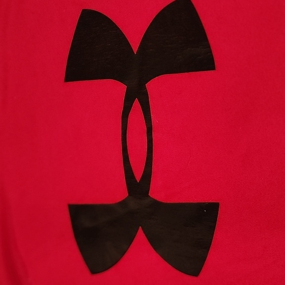 Under Armour Red Tee with Black Emblem. Size YXS - Picture 3 of 8